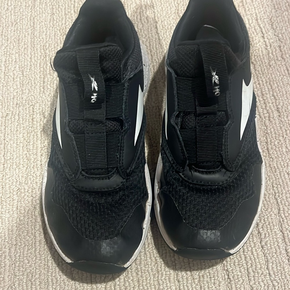 Boys Reebok sneaker